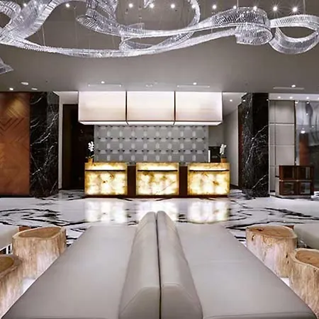 Aston Pasteur Hotel
